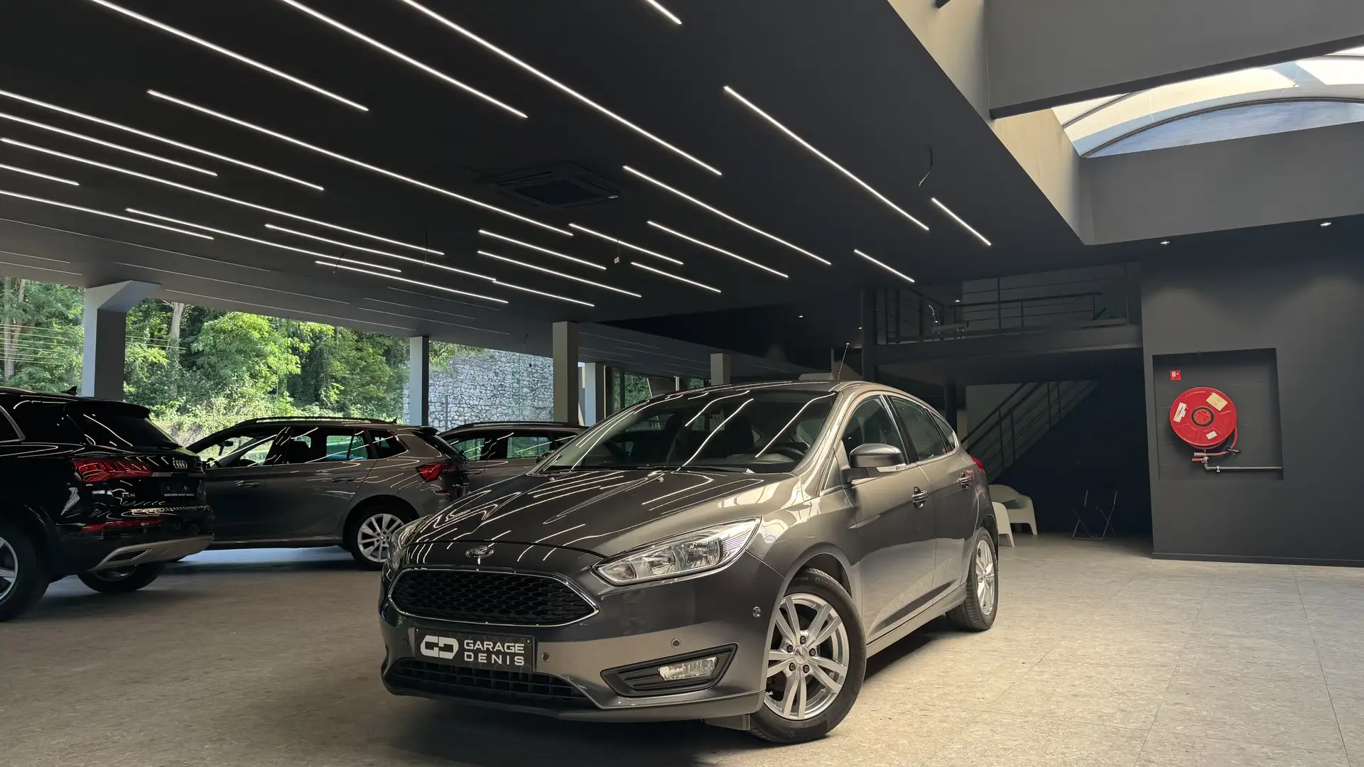 Ford Focus 1.0 EcoBoost Trend **GARANTIE 12 MOIS** Grijs - 1