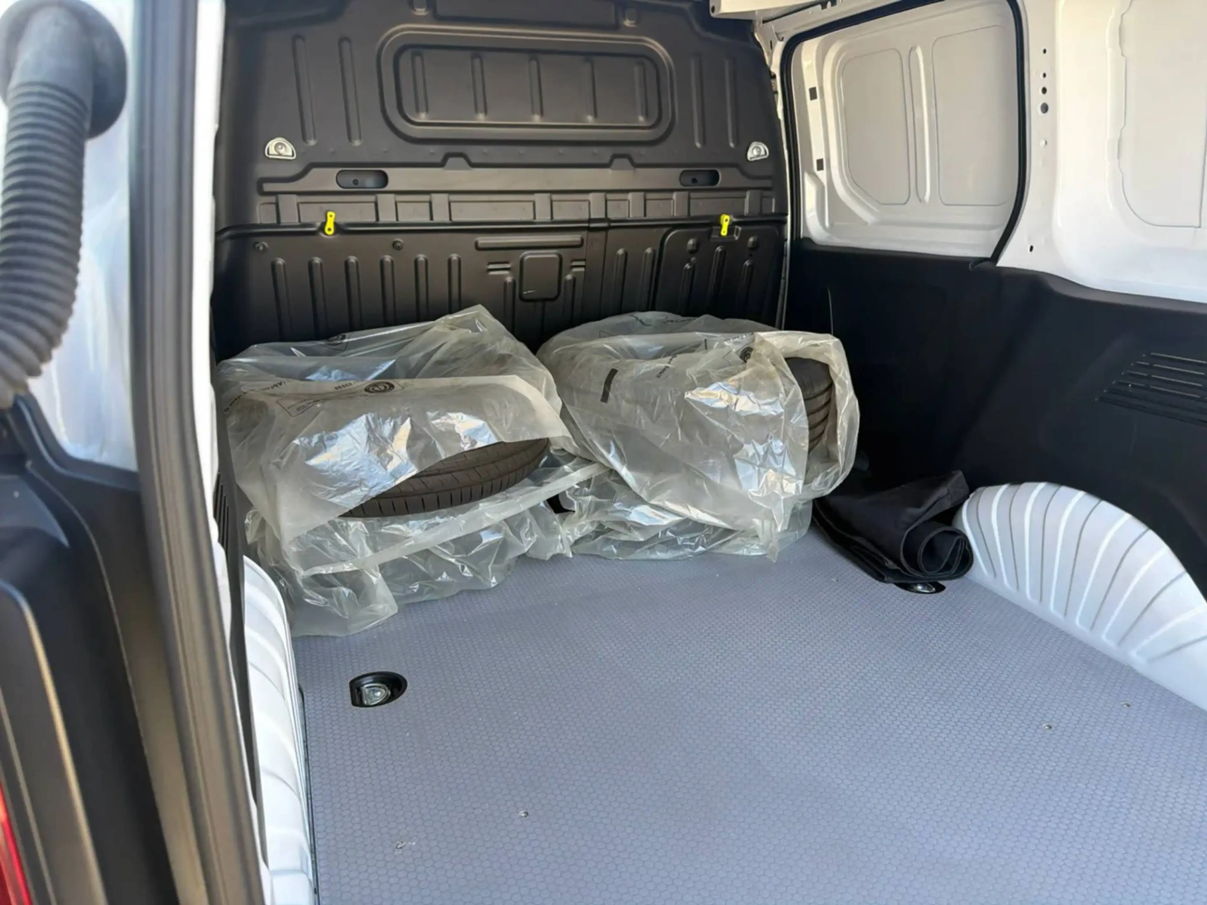 Toyota Proace City L1 Duty — photo 12