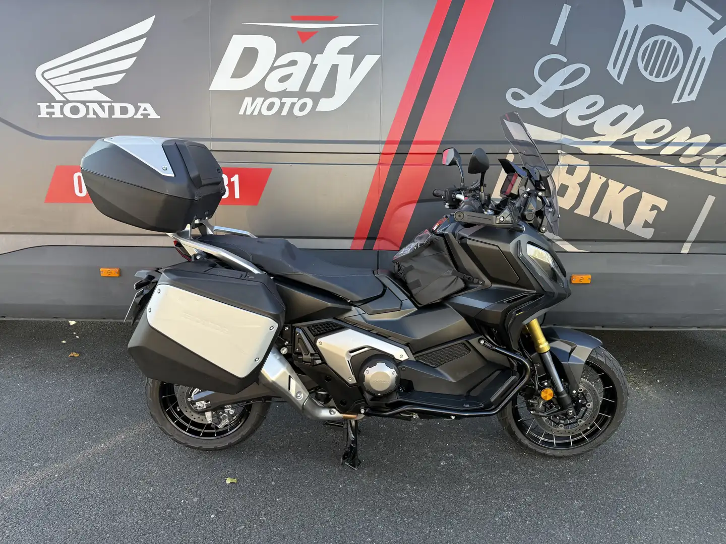 Honda X-ADV Noir - 2