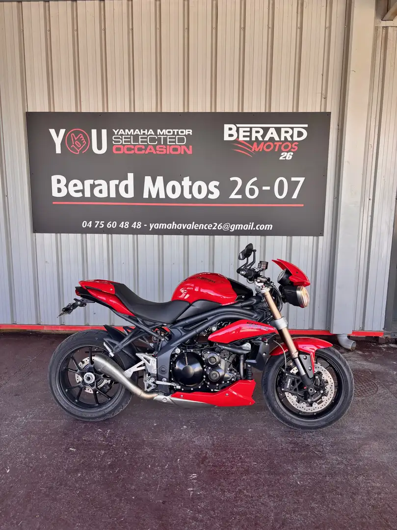 Triumph Speed Triple 1050 Rood - 1