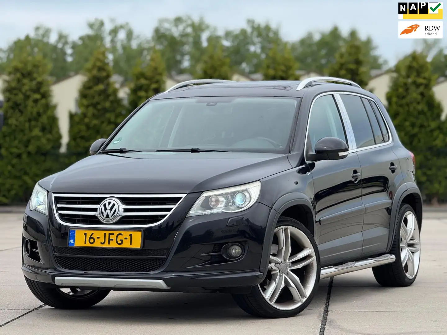 Volkswagen Tiguan 1.4 TSI Sport&Style 4Motion | Panoramadak | Elektr Noir - 1