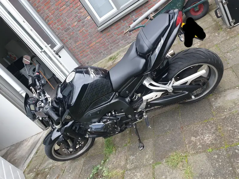 Yamaha FZ 1 - foto 3