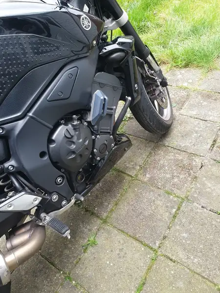 Yamaha FZ 1 - foto 8
