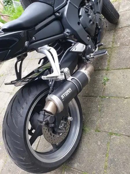 Yamaha FZ 1 - foto 7
