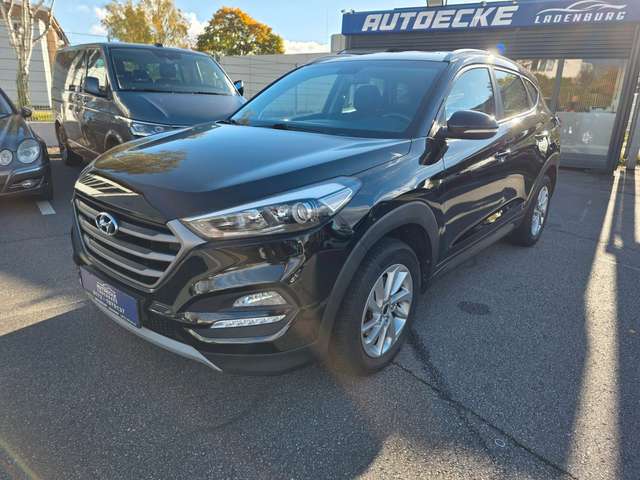 Imagine Hyundai TUCSON blue Trend 2WD 1.Hand