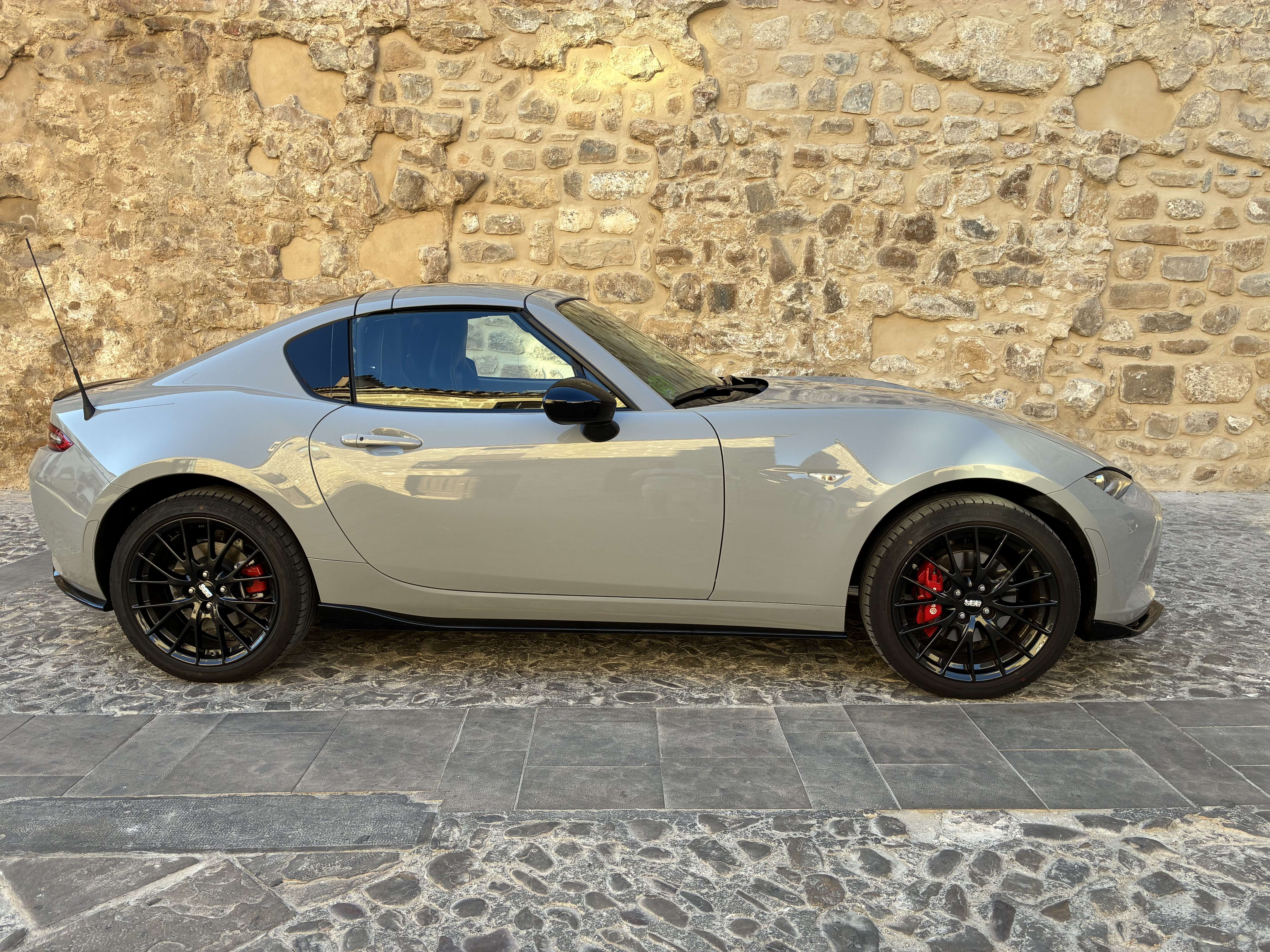 Mazda MX-5 RF 2.0 Skyactiv-G Homura + Driver Assistance - foto 1