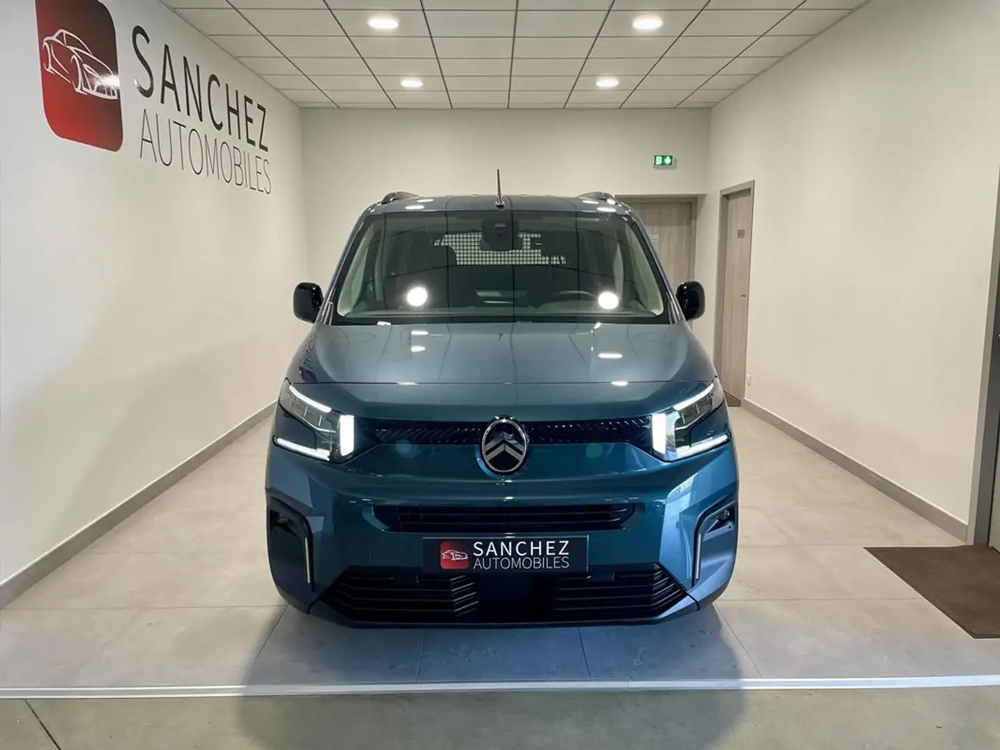 Citroen Berlingo M 1.5 BLUEHDI 130 EAT8 N1 MAX Bleu - 2