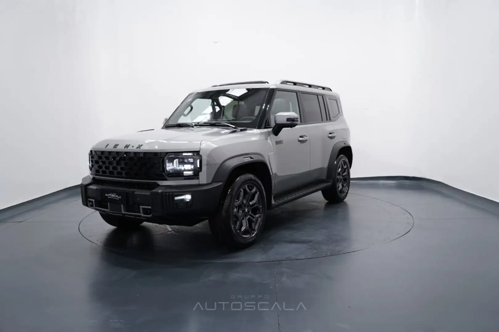 ICH-X 2.0 244cv Grigio - 1