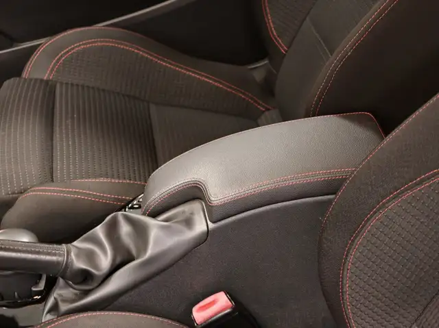 Renault Megane view 10