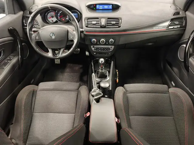 Renault Megane view 8