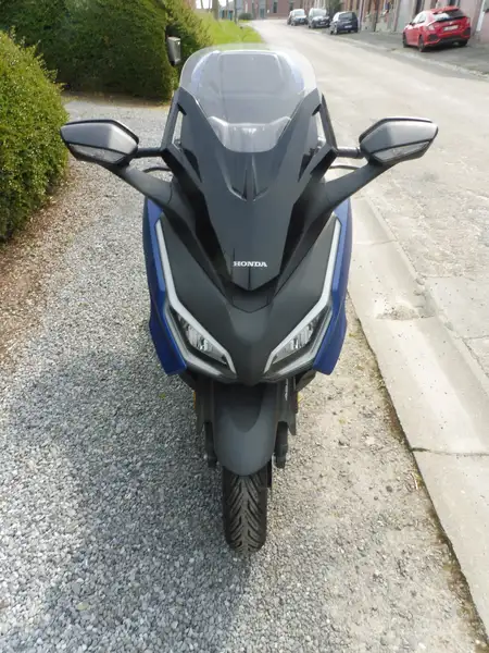 Honda Forza 125 - foto 2
