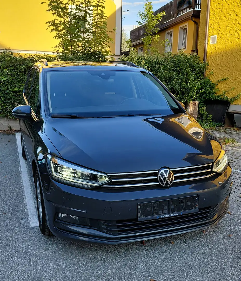 Volkswagen Touran Touran Sky 2,0 TDI Sky Grau - 1