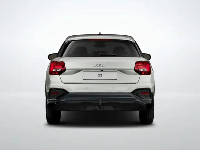 Audi Q2 view 4