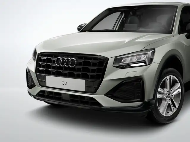 Audi Q2 view 7