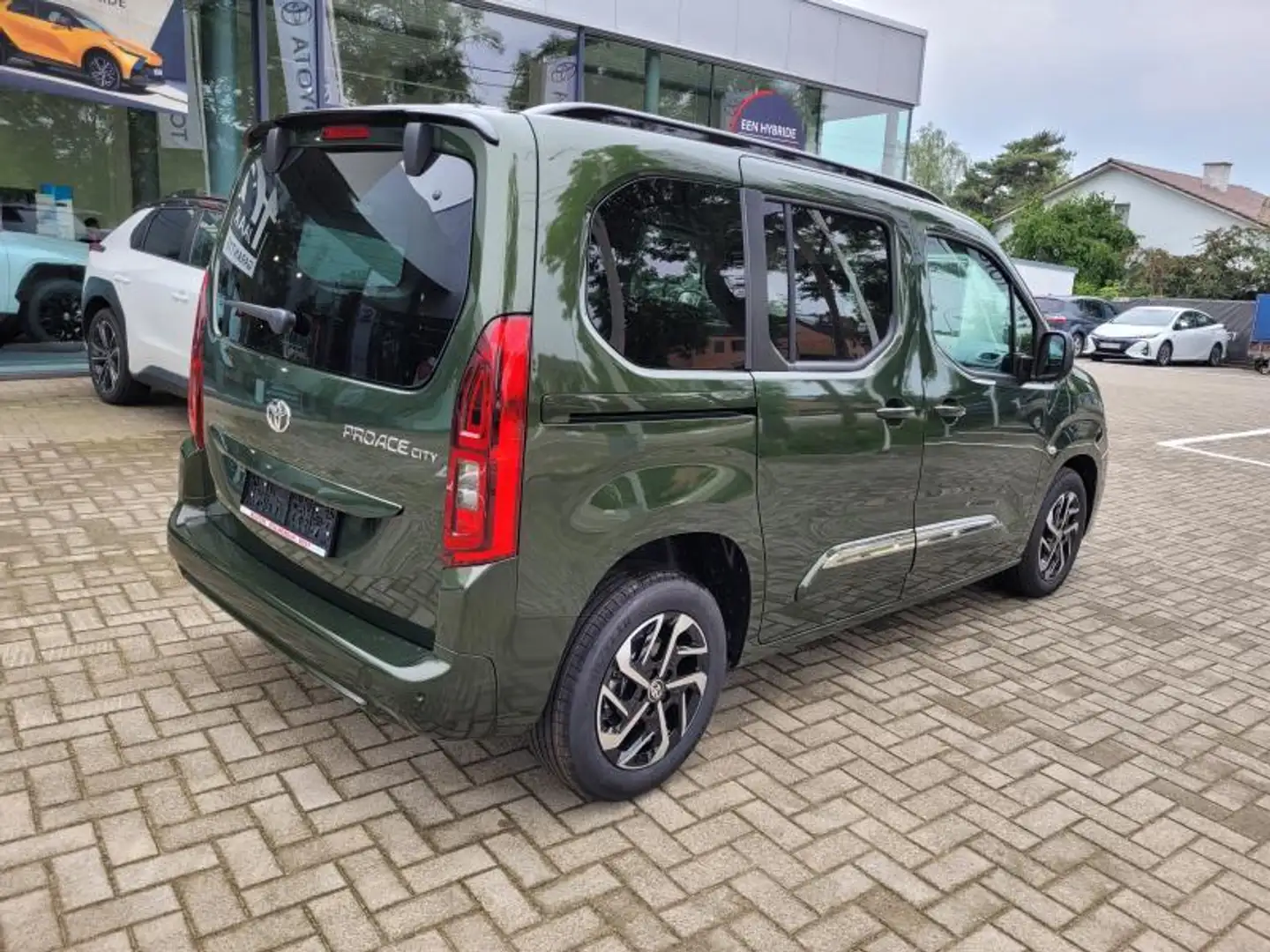 Toyota Verso Family 5pl SWB DEMO Wagen - Niet ingeschreven Zelená - 2
