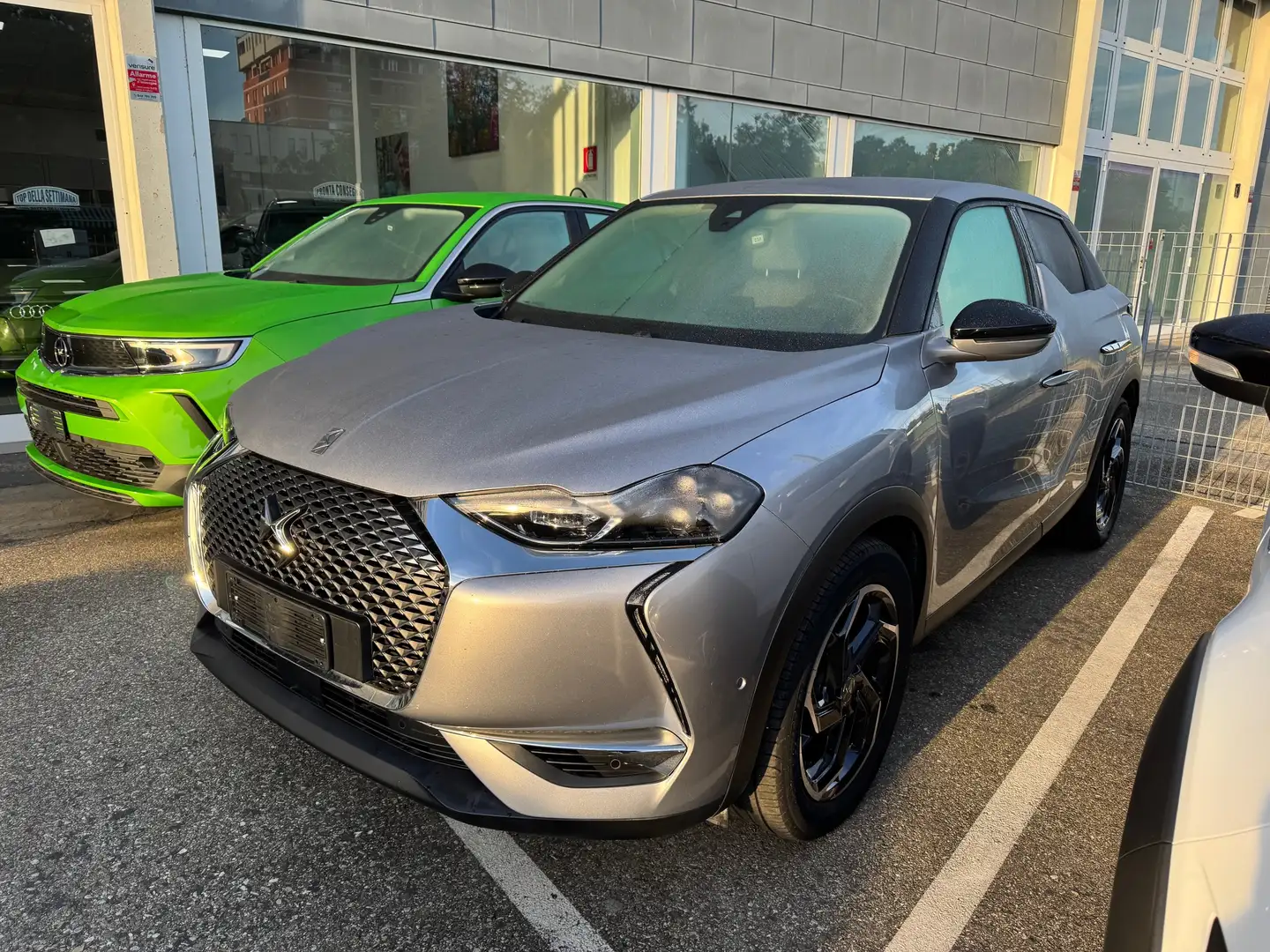 DS Automobiles DS 3 Crossback 1.2 Puretech Grand Chic 130CV Auto NAVI+RETR. - 1