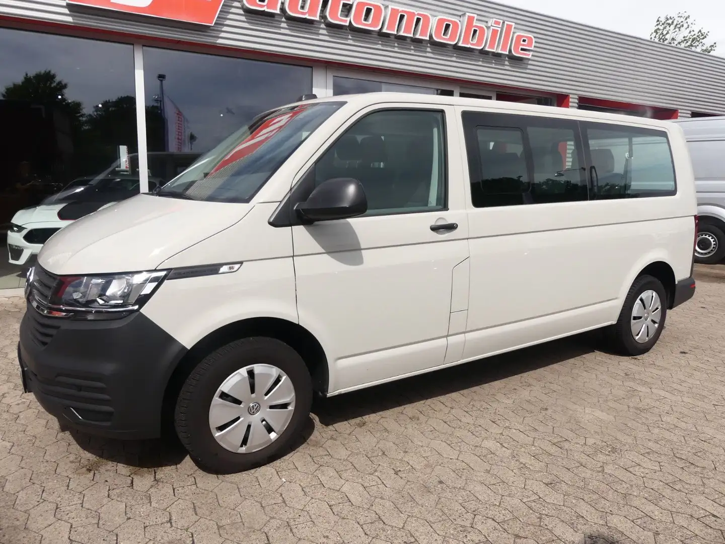 Volkswagen T6 Kombi T6.1 Kombi lang*DSG*9-Sitzer*MwSt*PDC*APP Gri - 1