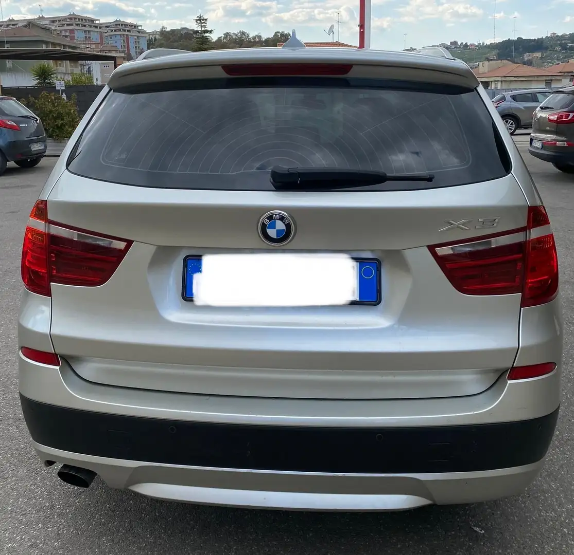 BMW X3 xdrive20d Futura - 2