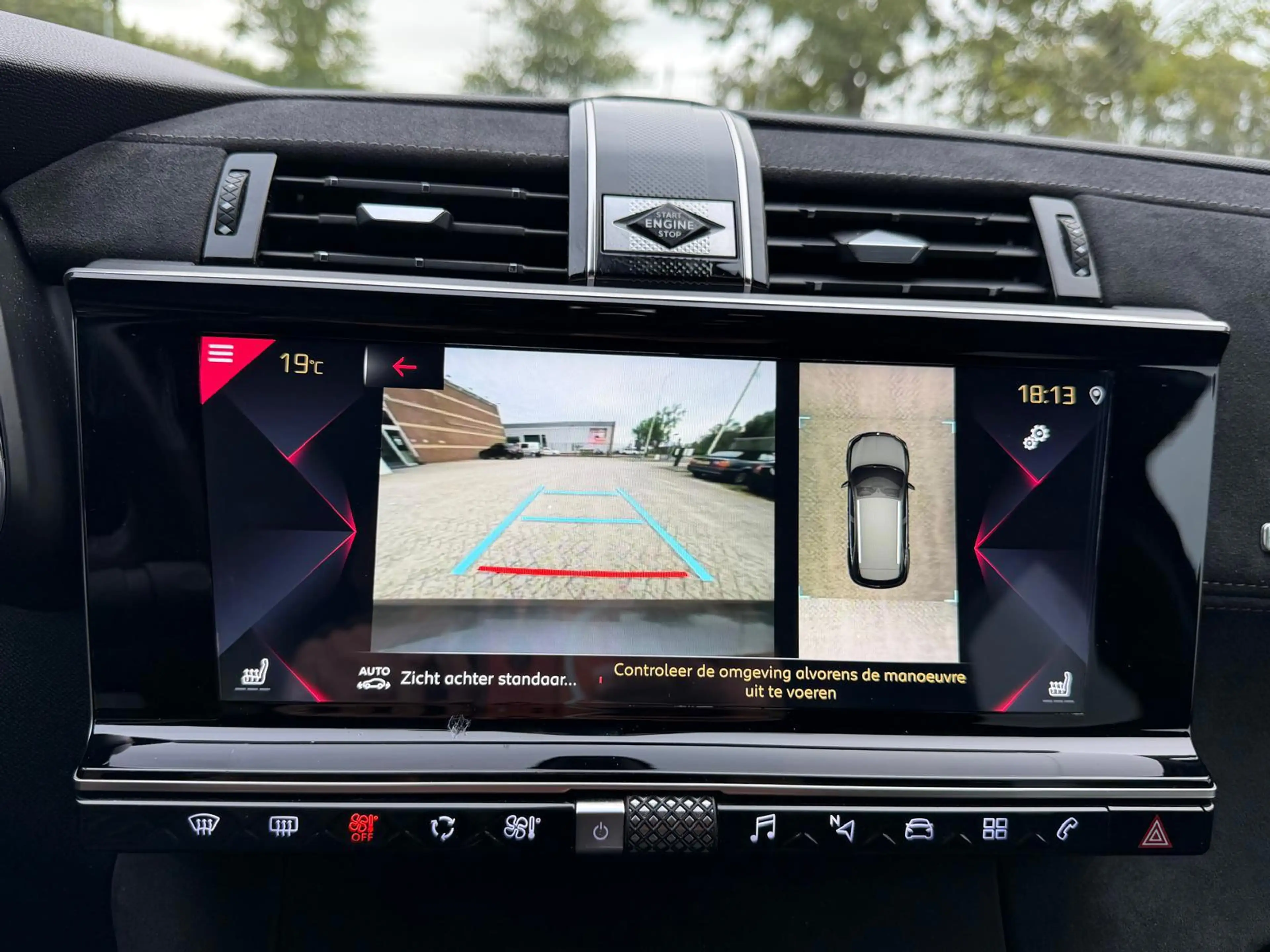DS Automobiles DS 7 Crossback 1.2 PureTech Executive - Vol opties - Distributie — photo 38