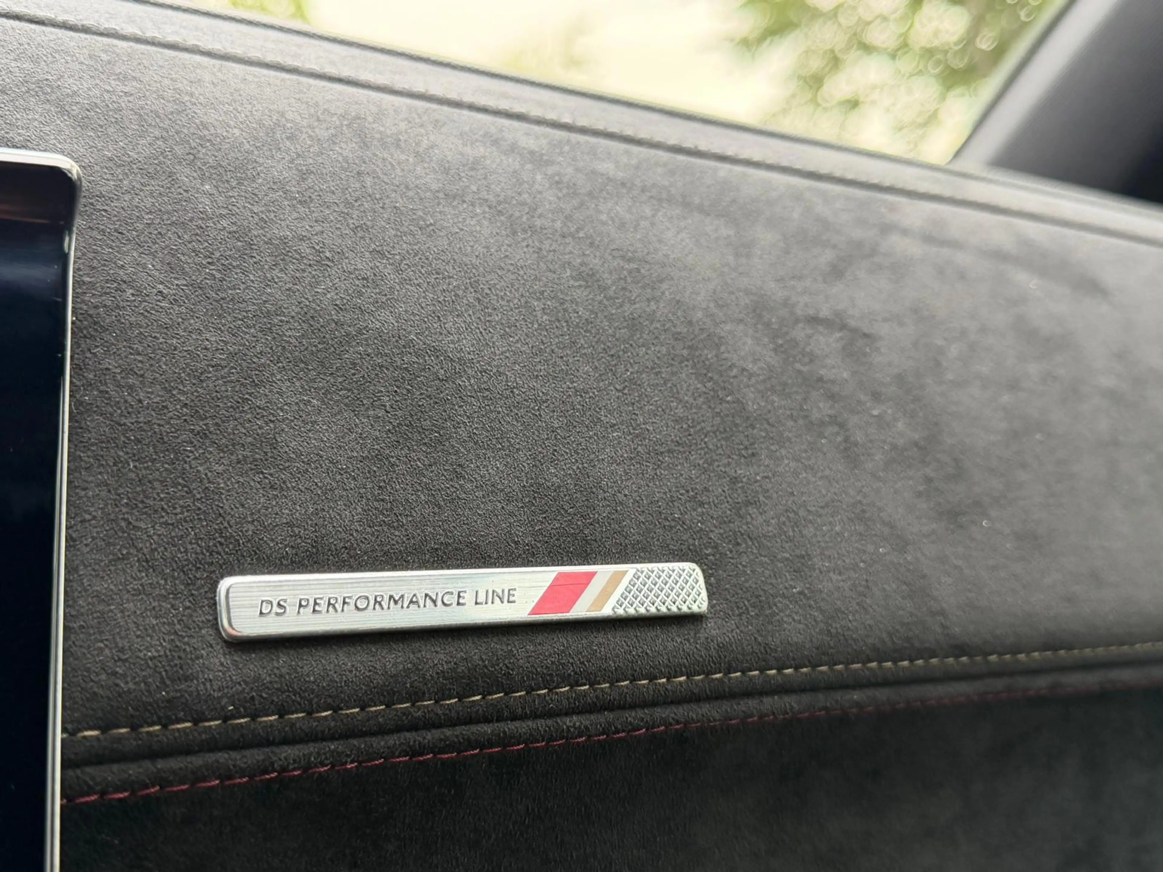 DS Automobiles DS 7 Crossback 1.2 PureTech Executive - Vol opties - Distributie — photo 40