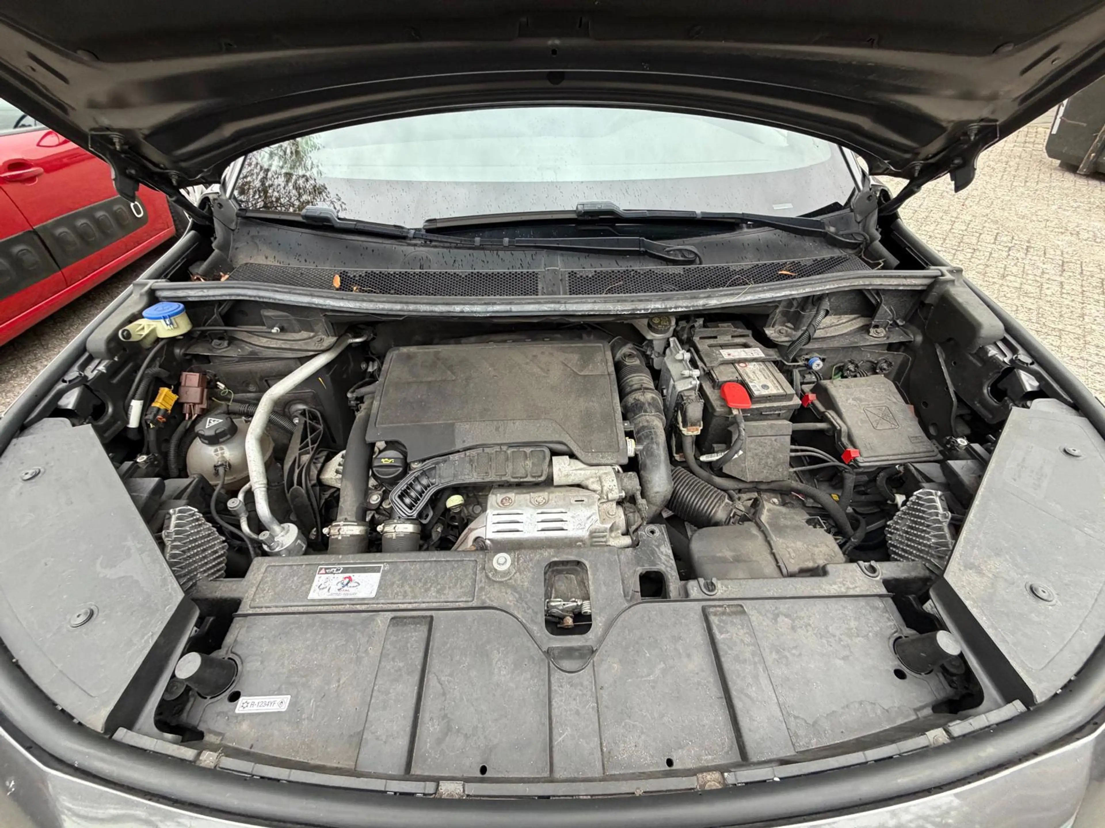 DS Automobiles DS 7 Crossback 1.2 PureTech Executive - Vol opties - Distributie — photo 44