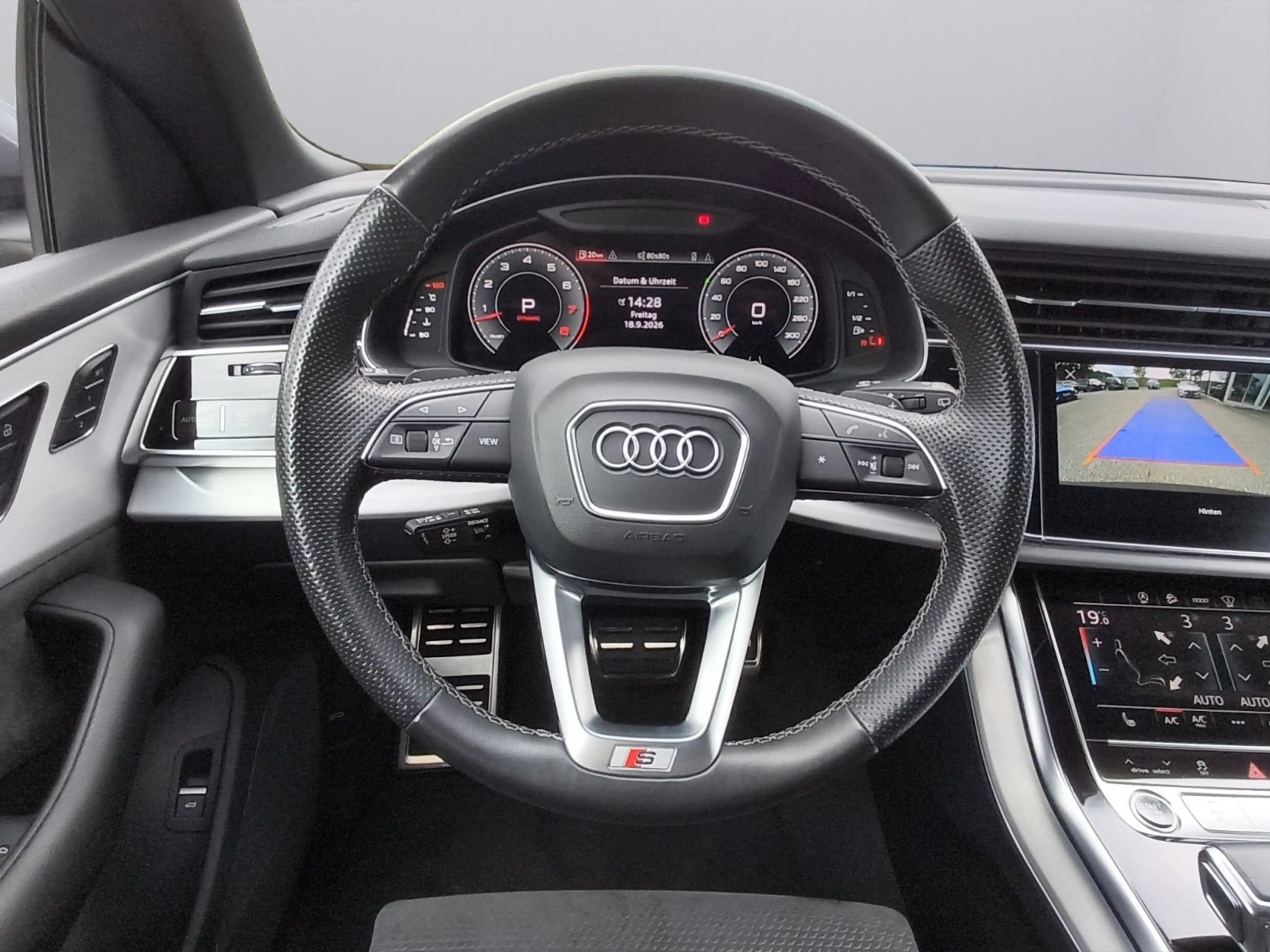 Audi Q8 55 TFSI quattro S-line 21 Zoll *HUD *ACC *RFK — photo 15