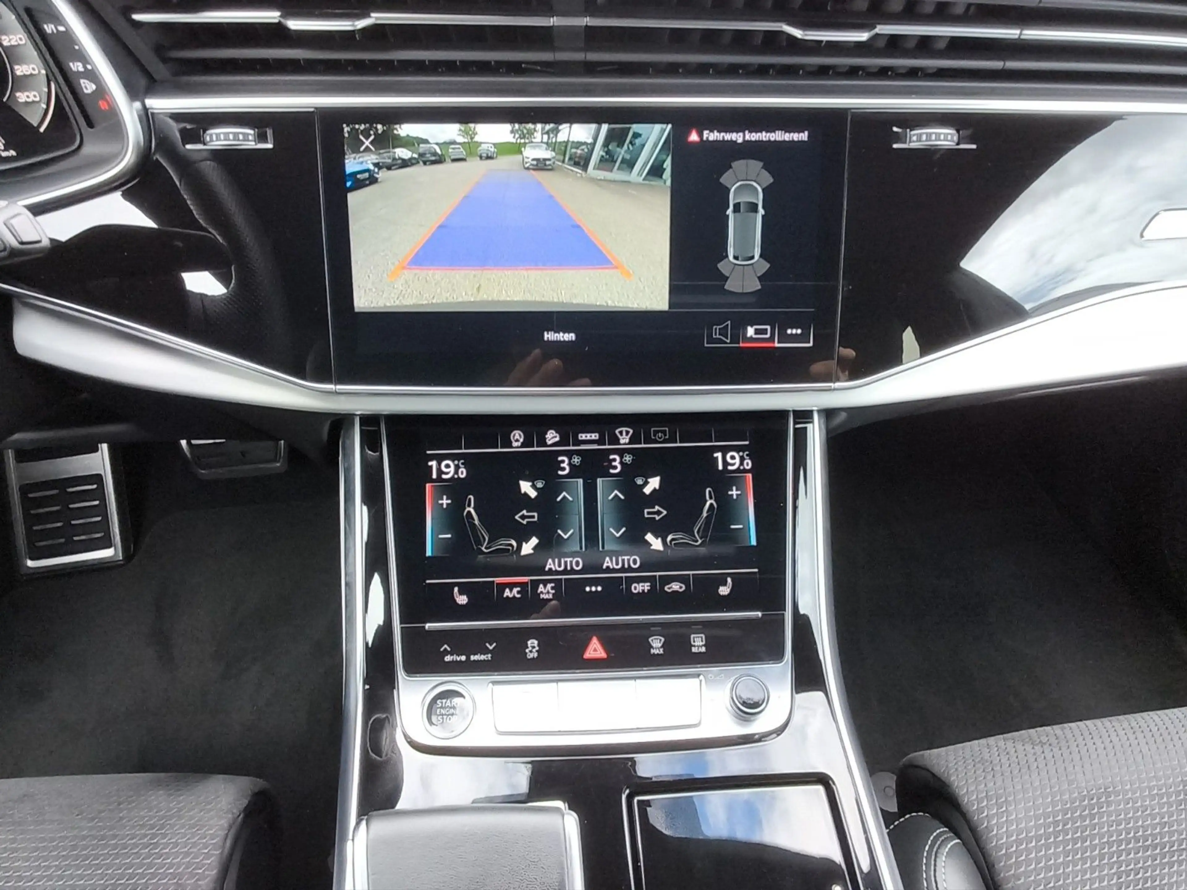 Audi Q8 55 TFSI quattro S-line 21 Zoll *HUD *ACC *RFK — photo 14
