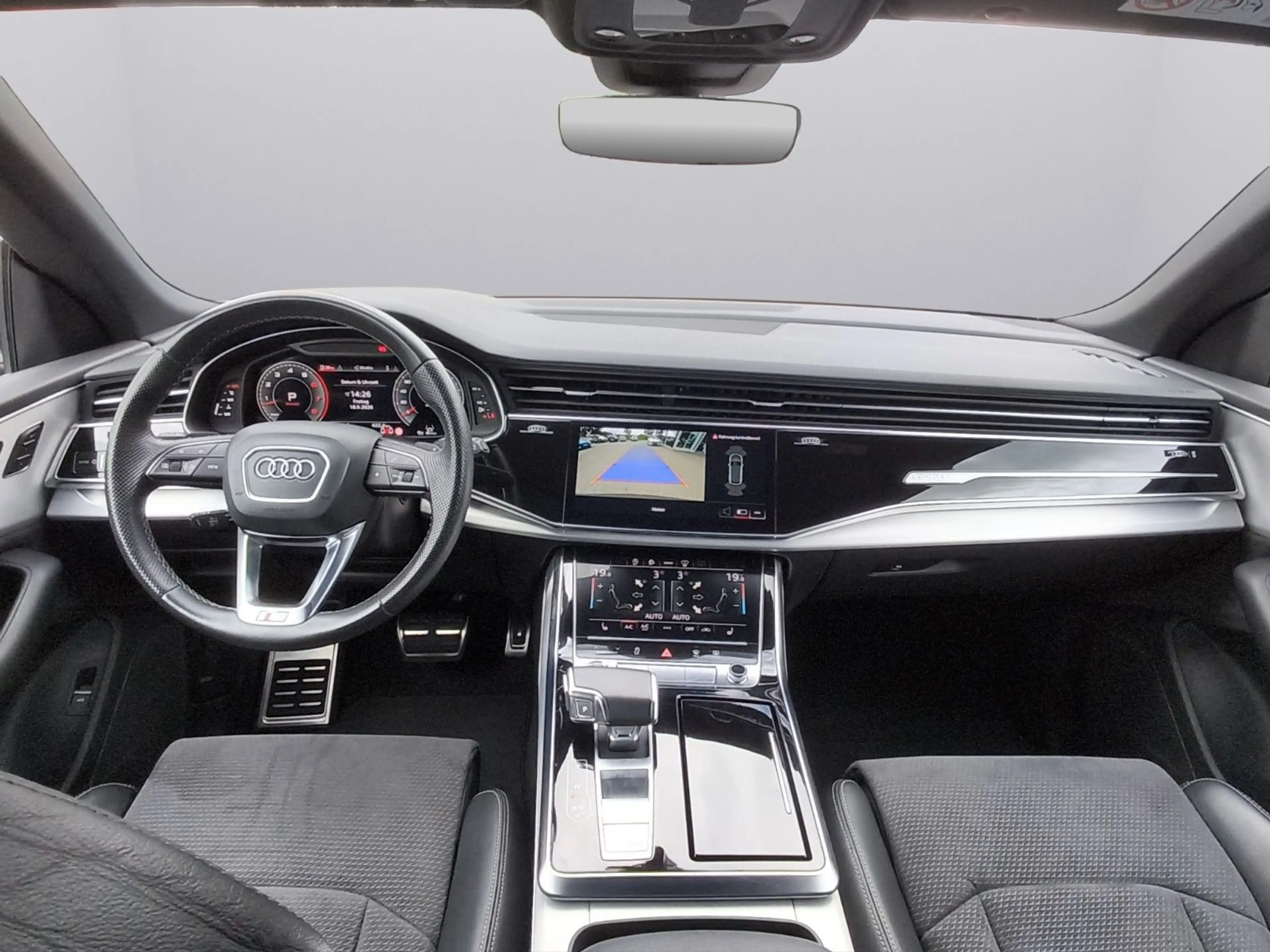Audi Q8 55 TFSI quattro S-line 21 Zoll *HUD *ACC *RFK — photo 12