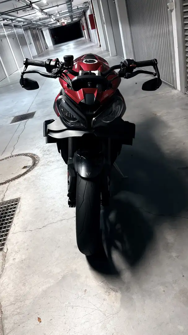 Triumph Street Triple 765 RS - 2
