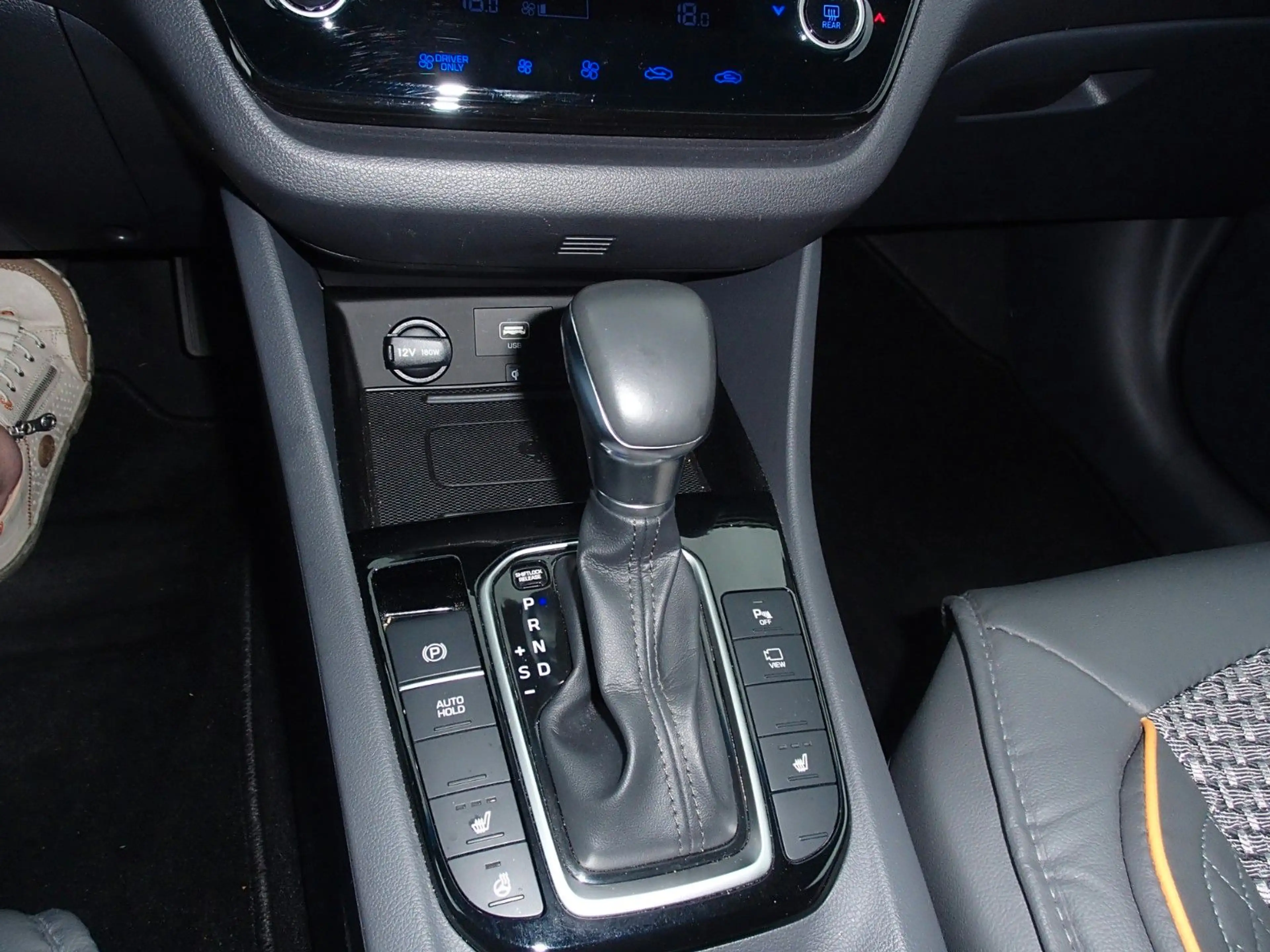 Hyundai IONIQ 1.6l GDi HYBRID — photo 6