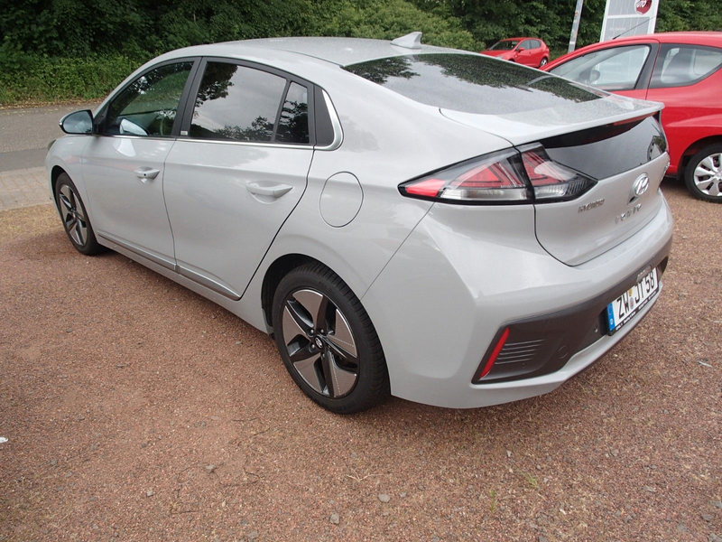 Hyundai IONIQ 1.6l GDi HYBRID — photo 2