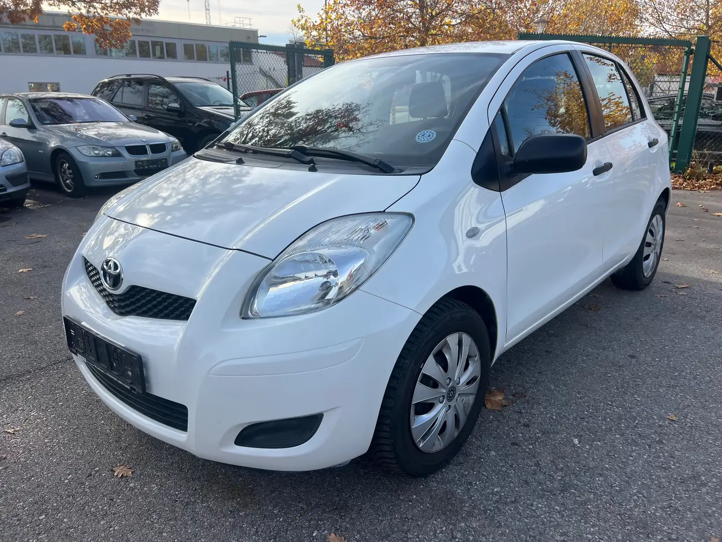 Toyota Yaris Yaris  5-Türer 1.0 VVT-i - 1