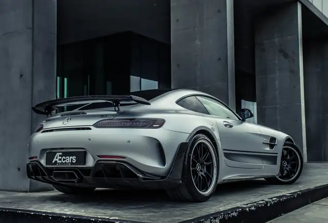 Mercedes-Benz Amg GT view 5