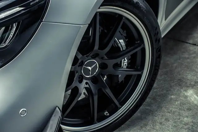 Mercedes-Benz Amg GT view 9