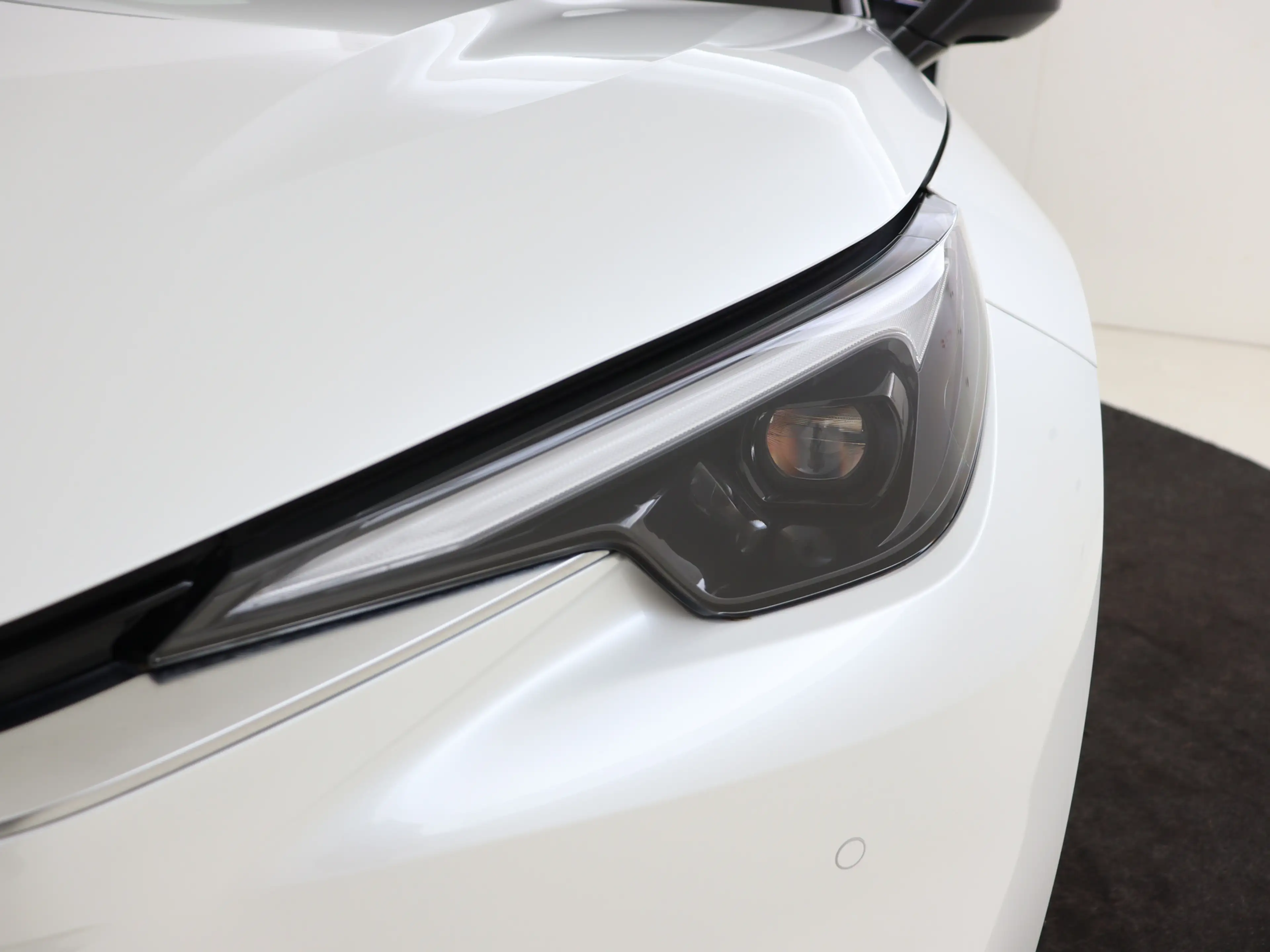 Lexus LBX Emotion 2WD |Mark Levinson | 360 Camera | Head Up — photo 8