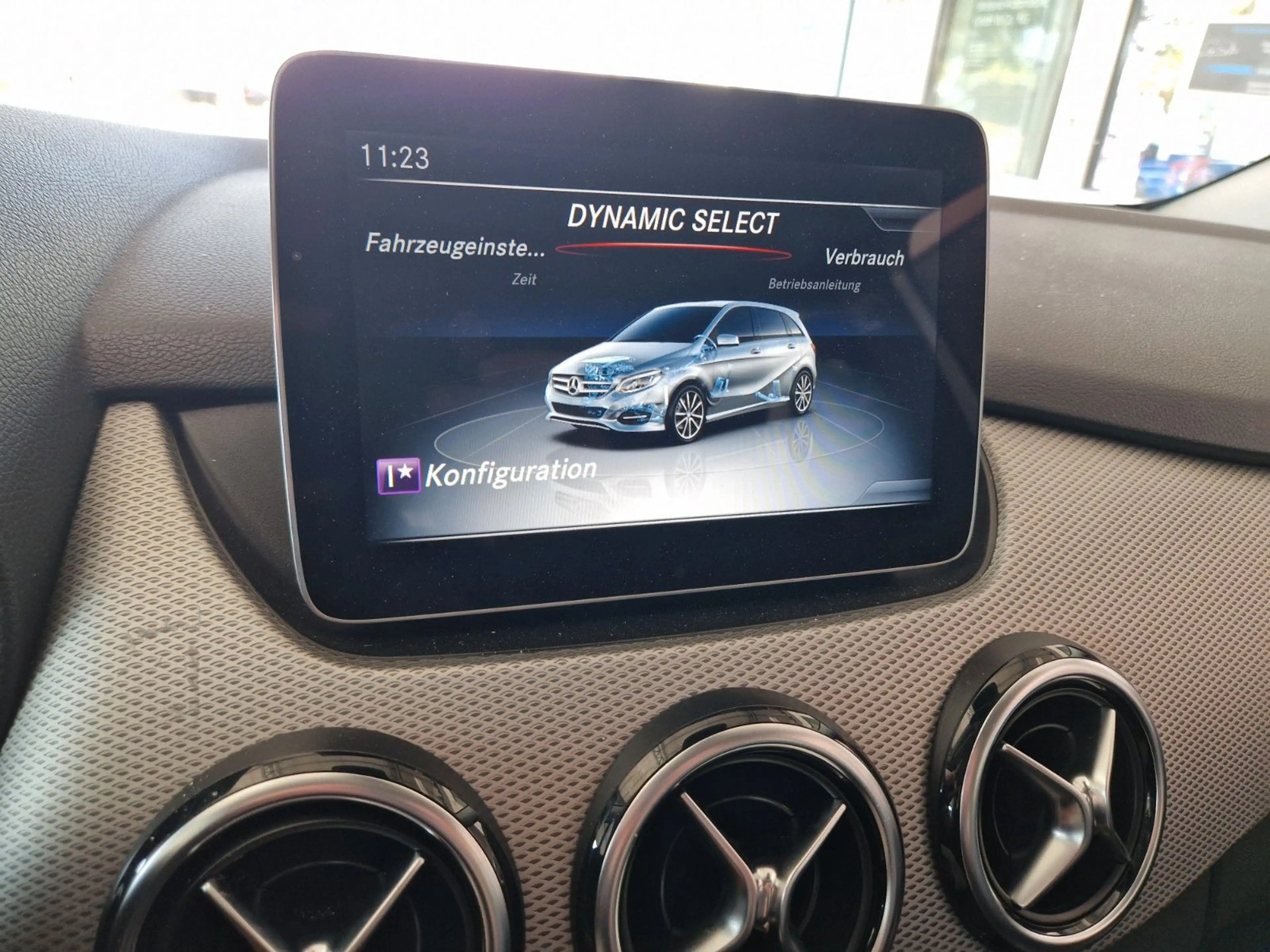 Mercedes-Benz B 220 CDI 177 PS AUTOMATIK LED NAVI AHK — photo 23