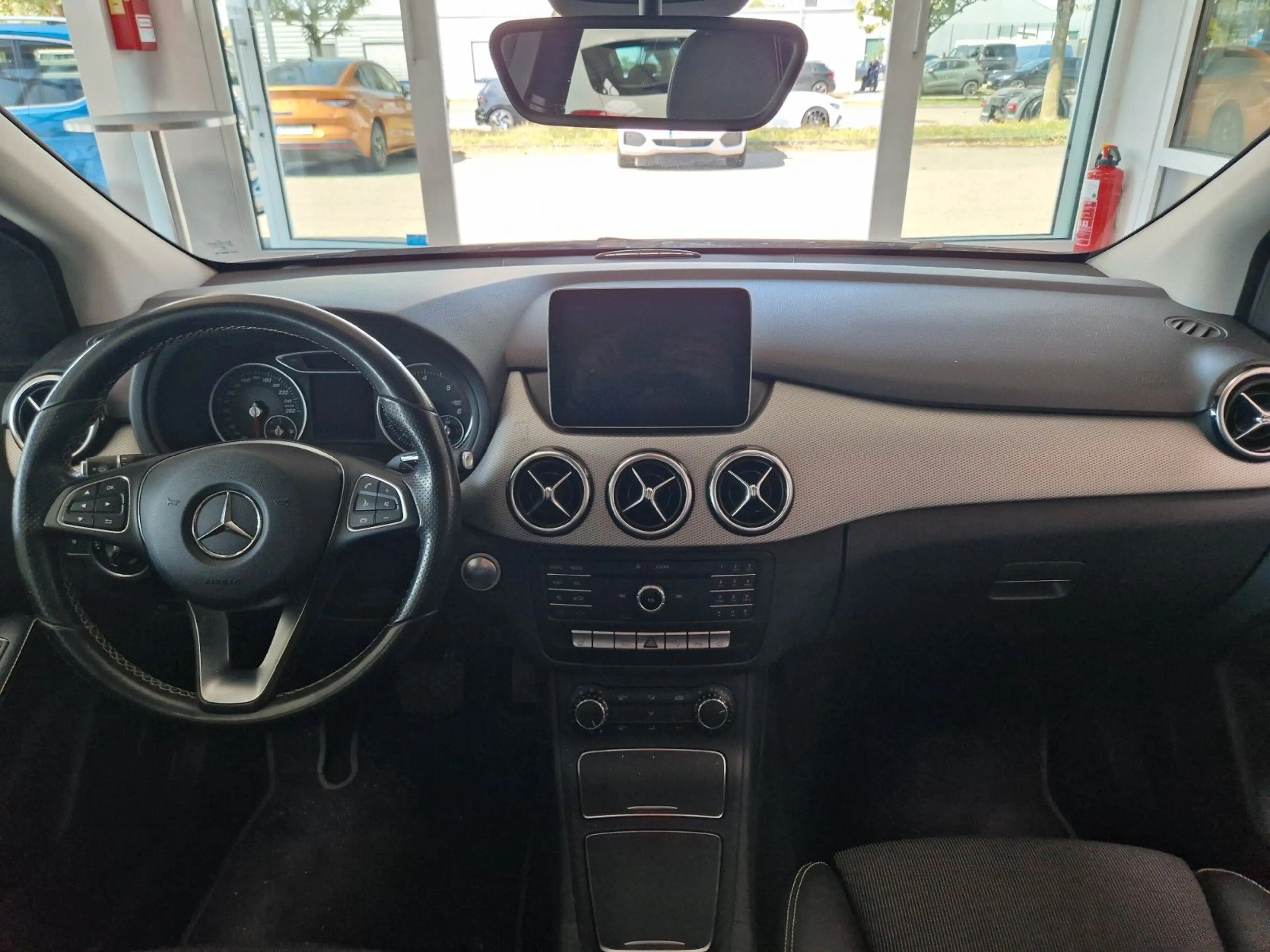 Mercedes-Benz B 220 CDI 177 PS AUTOMATIK LED NAVI AHK — photo 12