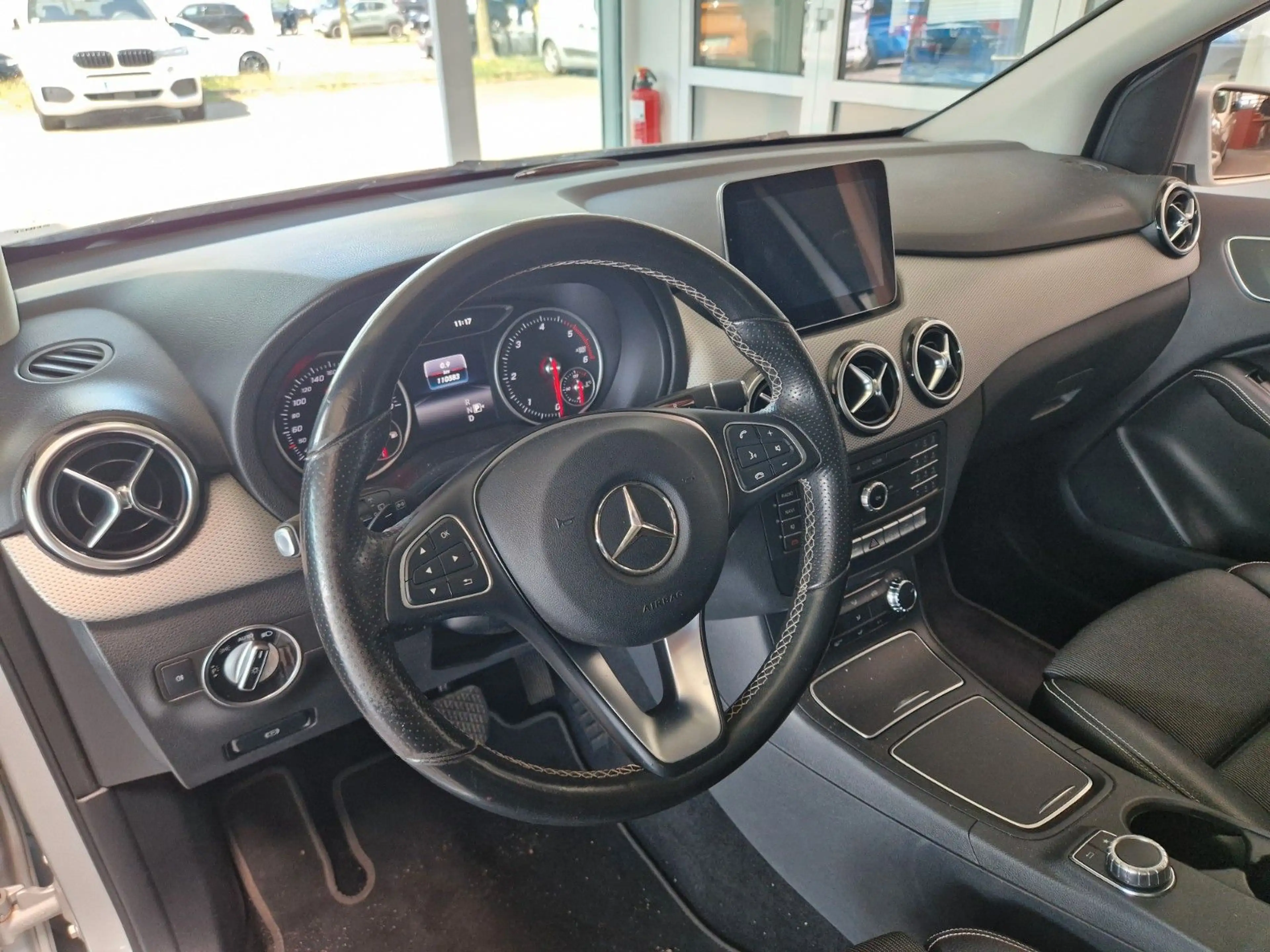 Mercedes-Benz B 220 CDI 177 PS AUTOMATIK LED NAVI AHK — photo 7