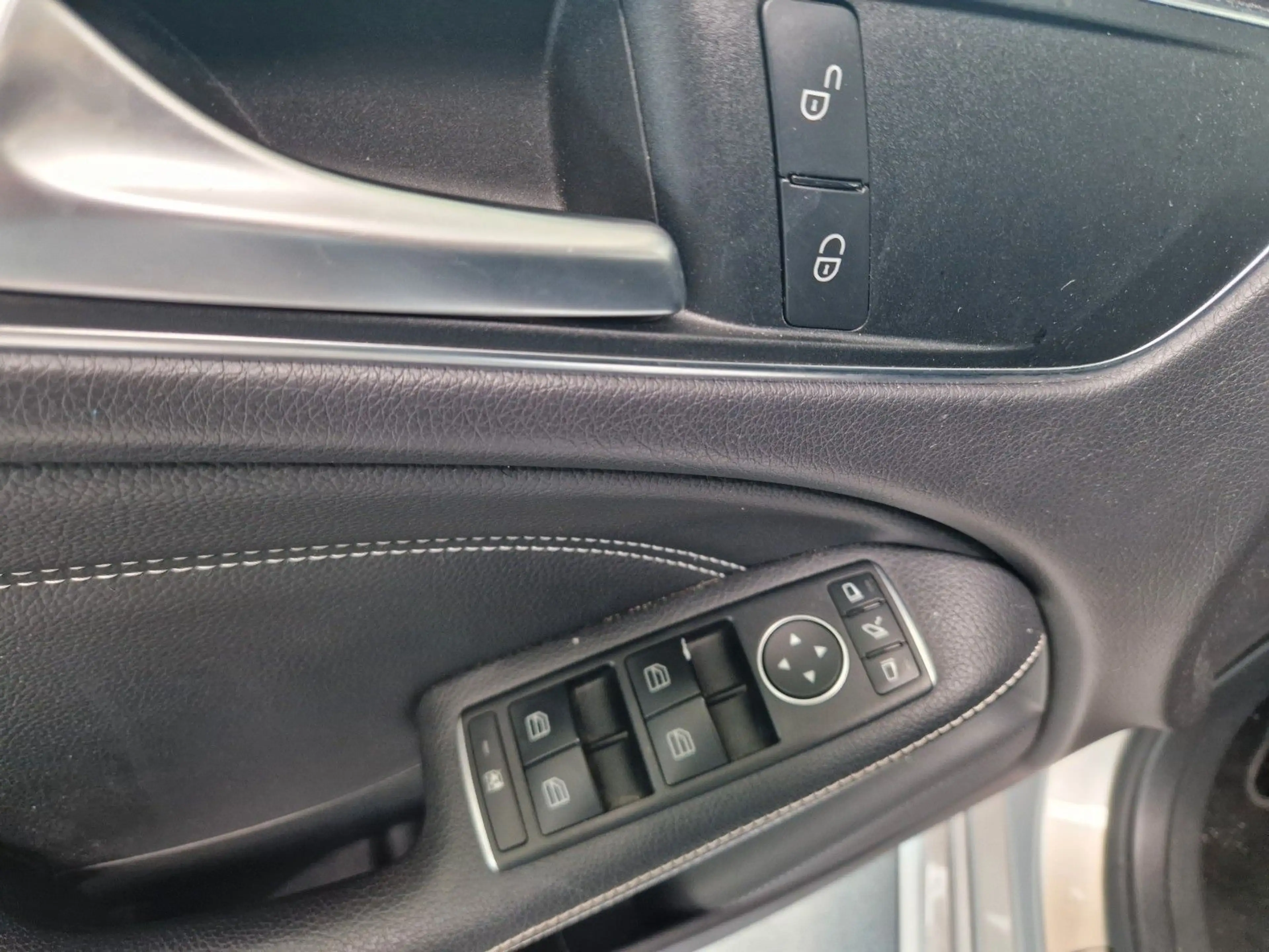 Mercedes-Benz B 220 CDI 177 PS AUTOMATIK LED NAVI AHK — photo 13