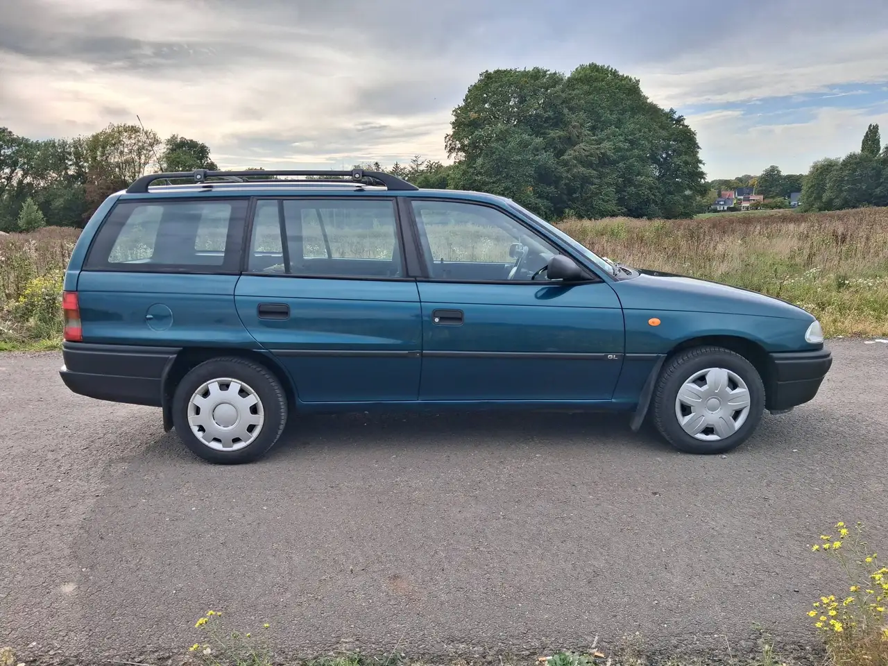 Opel Astra Caravan GL, foto 3