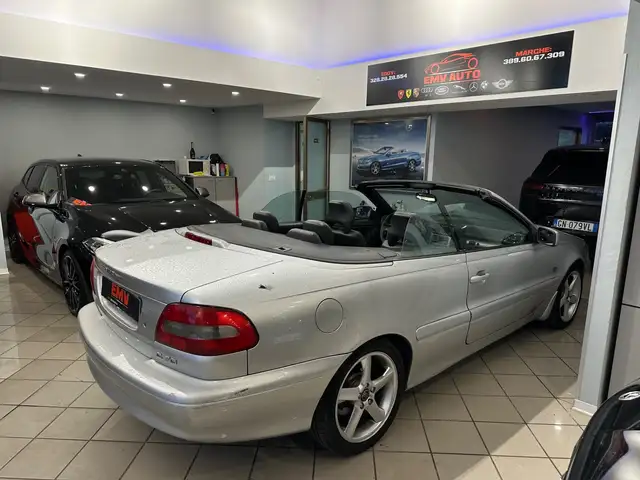 Volvo C70 view 13
