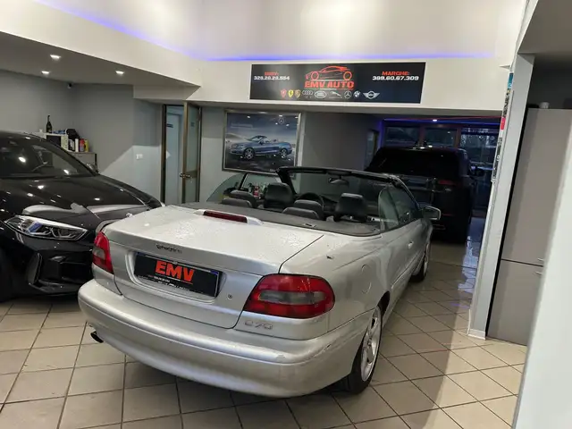 Volvo C70 view 14