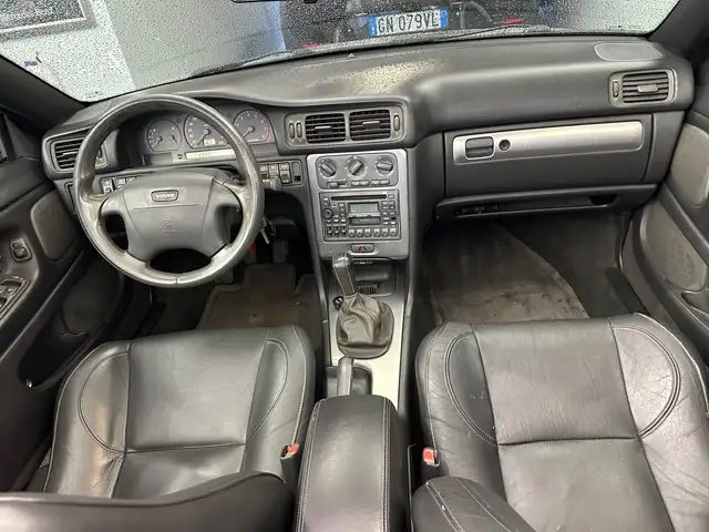 Volvo C70 view 9