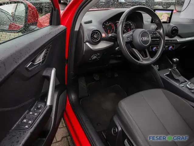 Audi Q2 view 12