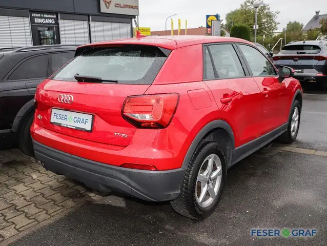 Audi Q2 view 4