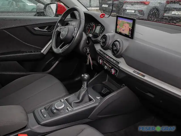 Audi Q2 view 7