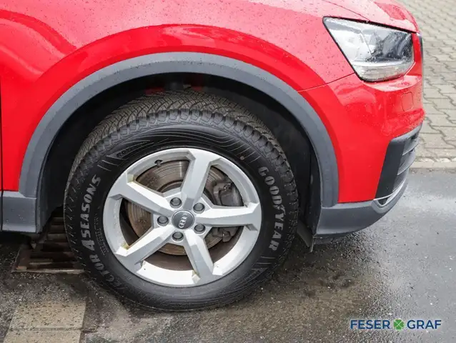 Audi Q2 view 5
