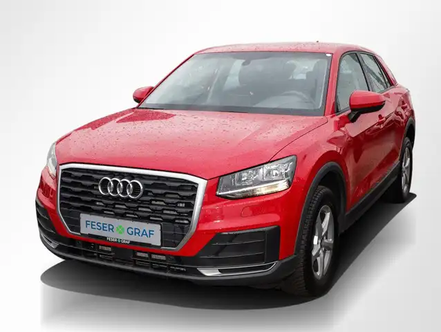 Audi Q2 view 13
