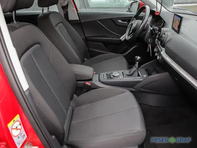 Audi Q2 view 6