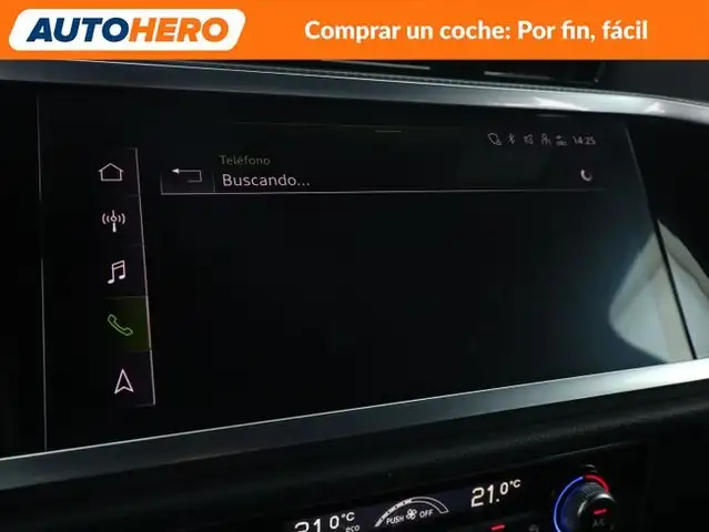 Audi Q3 view 21